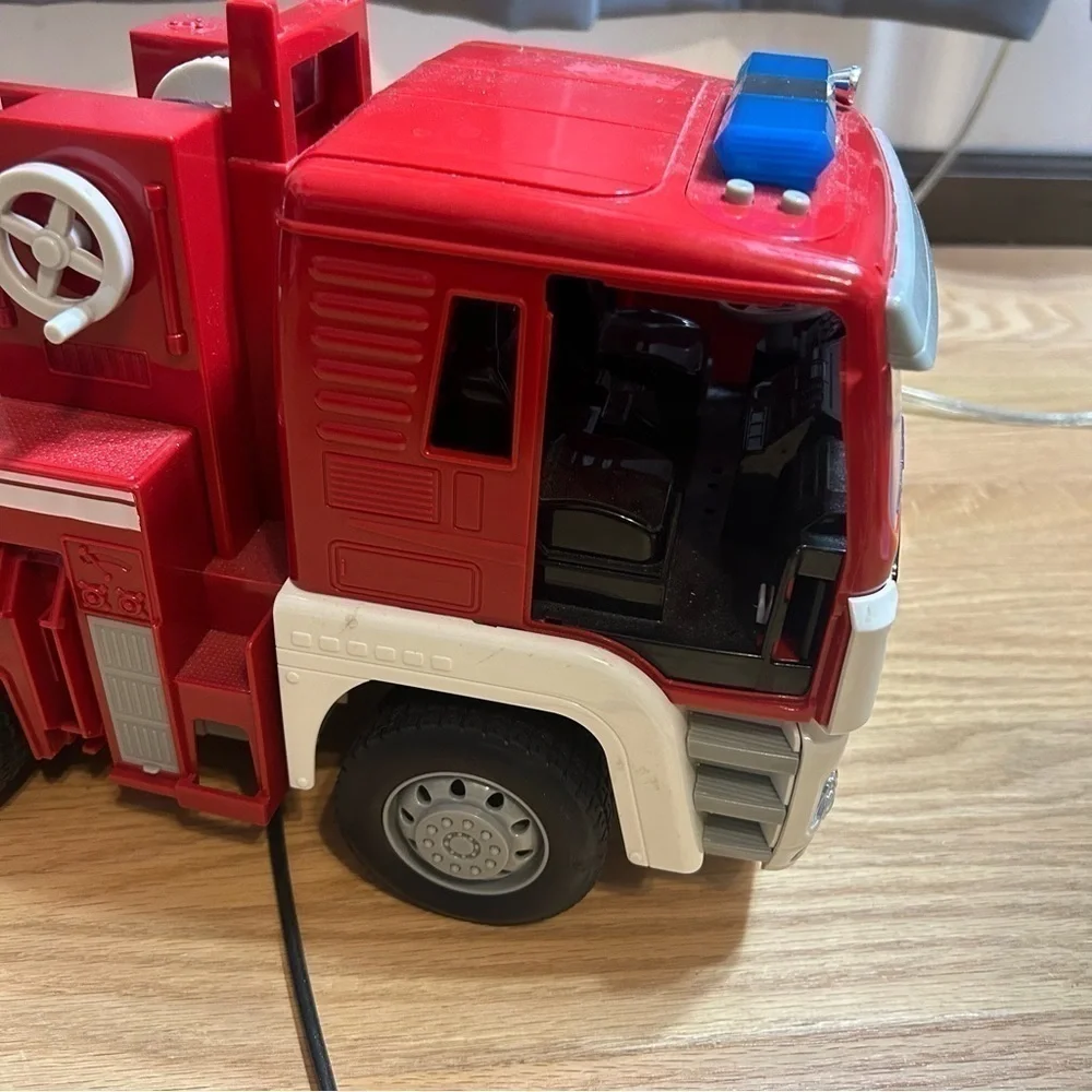 Driven by Battat Bright Red & White Fire Truck Toy Vehicle Lights 24 Ladder